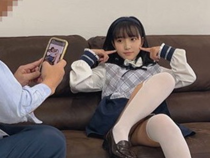 推されたら断れない、騙されやすい地下アイドル。オジサンに好き放題されて…中出し・コスプレ…7本番 美咲音